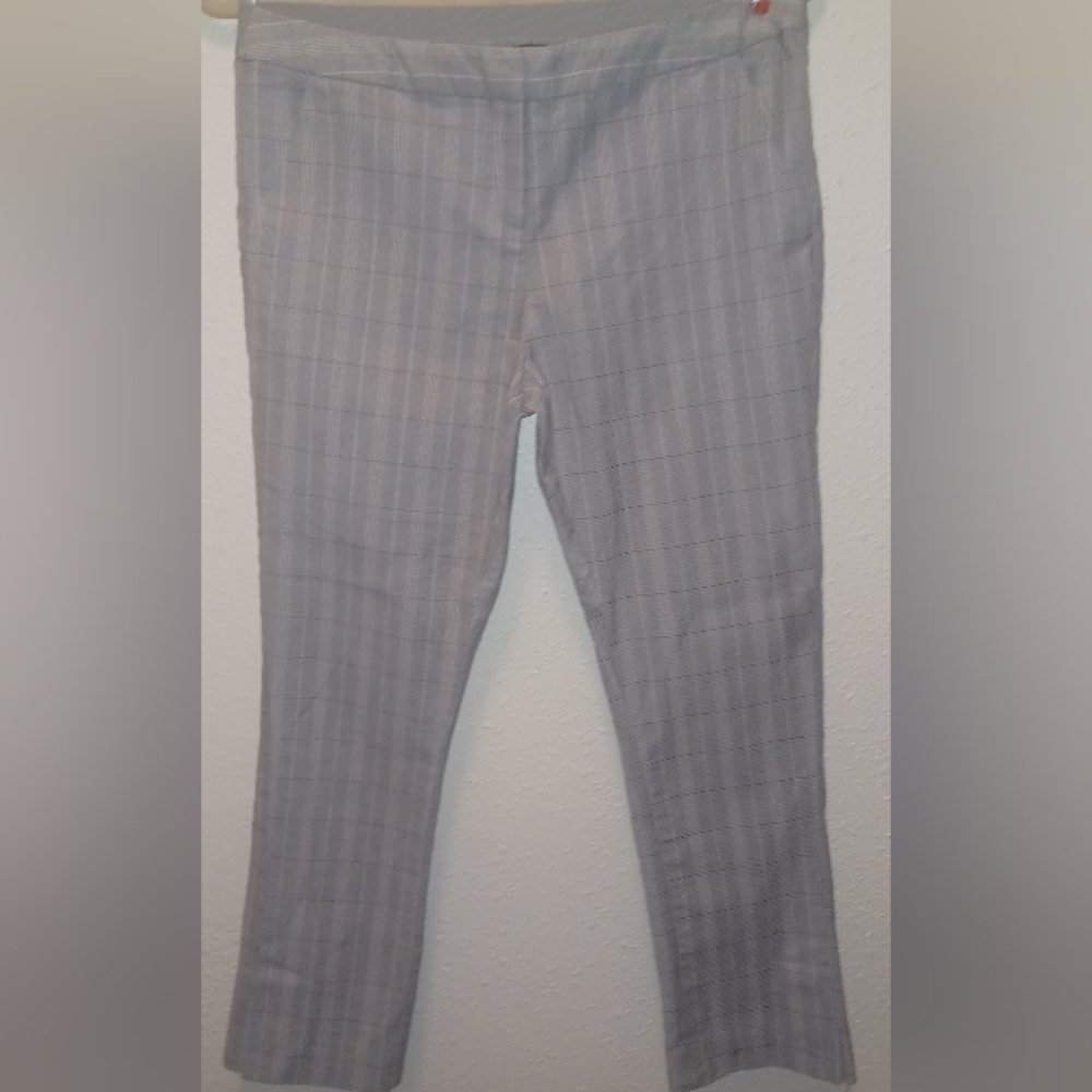 Amanda & Chelsea Gray Cropped Dress Pants